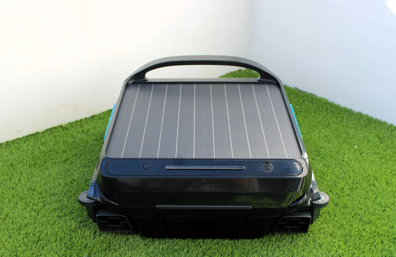 Limpiasuperficies  solar E-TRON F1