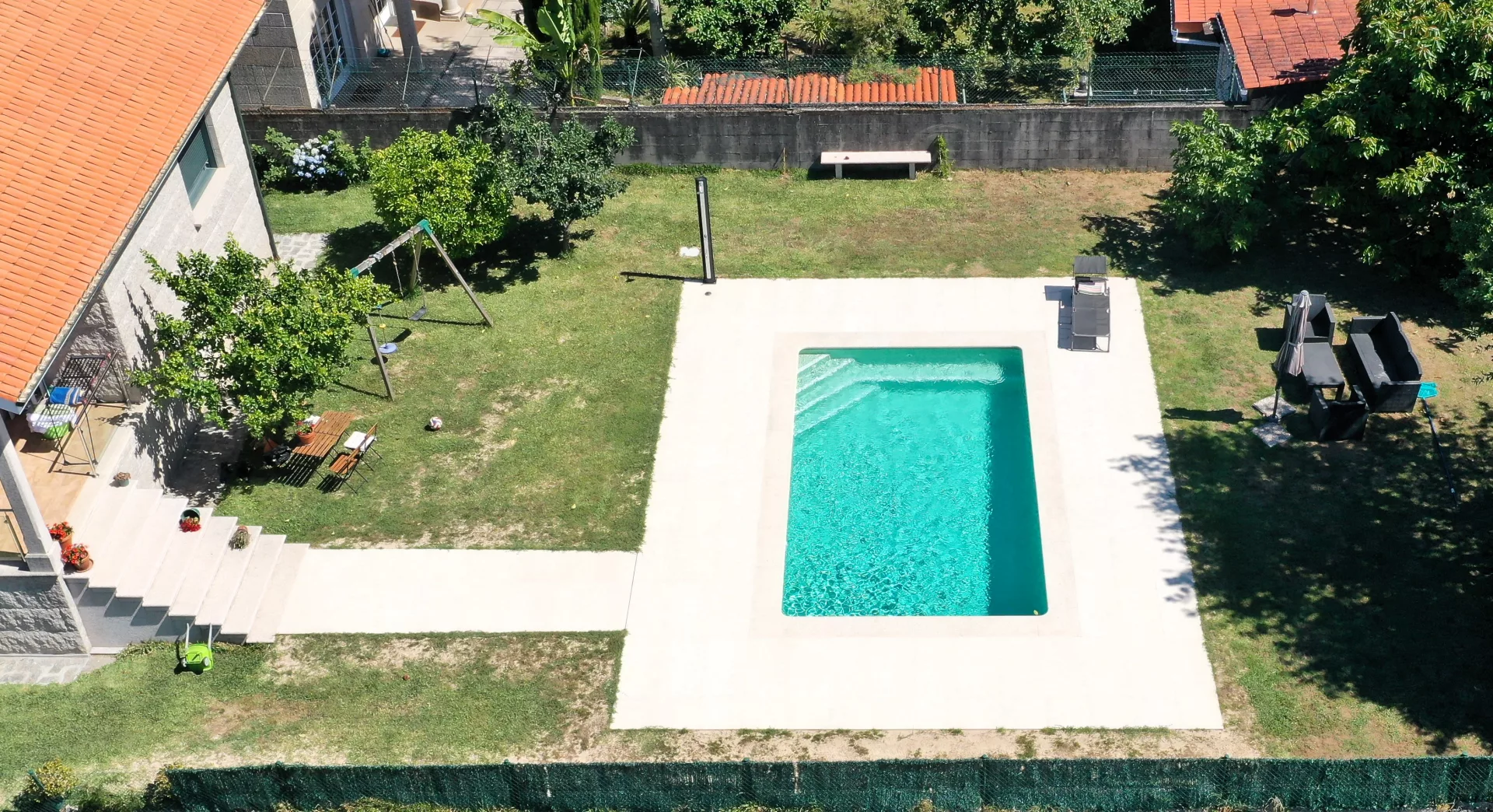 Piscina en Caldas de Reis
