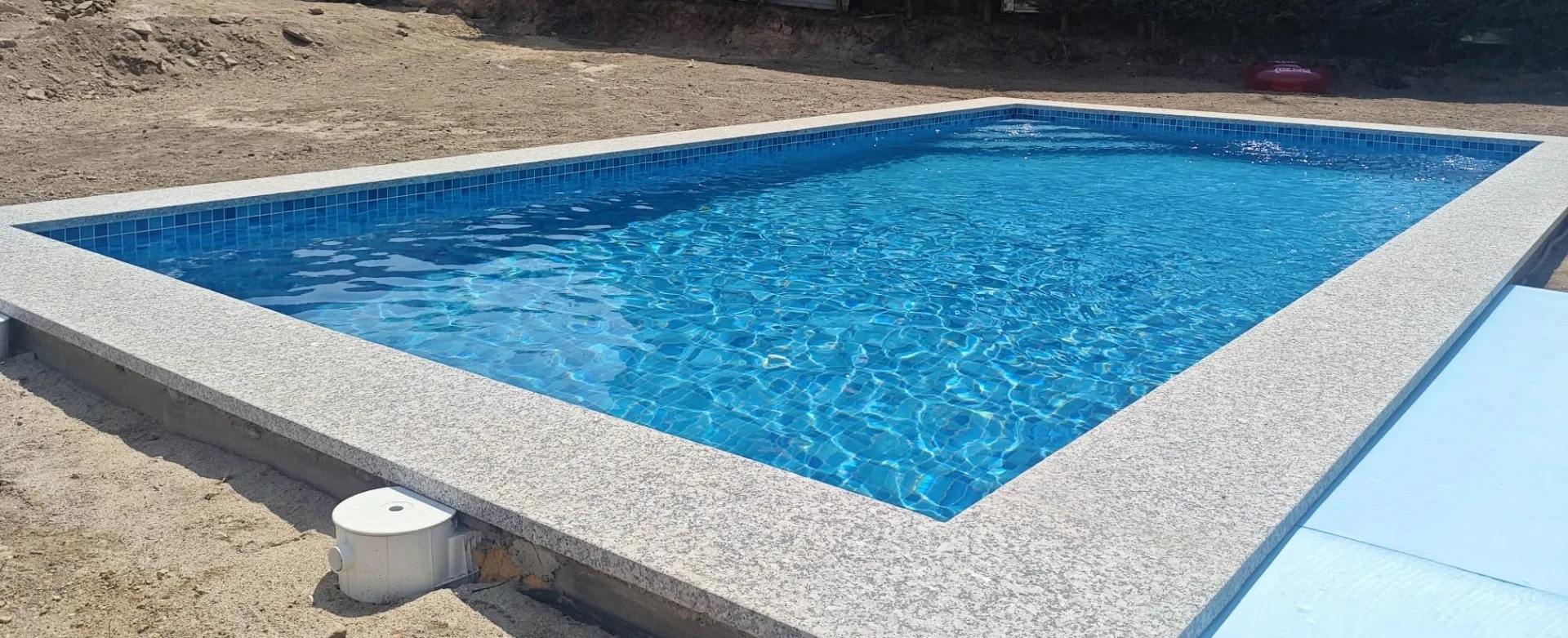 Piscina en Baión