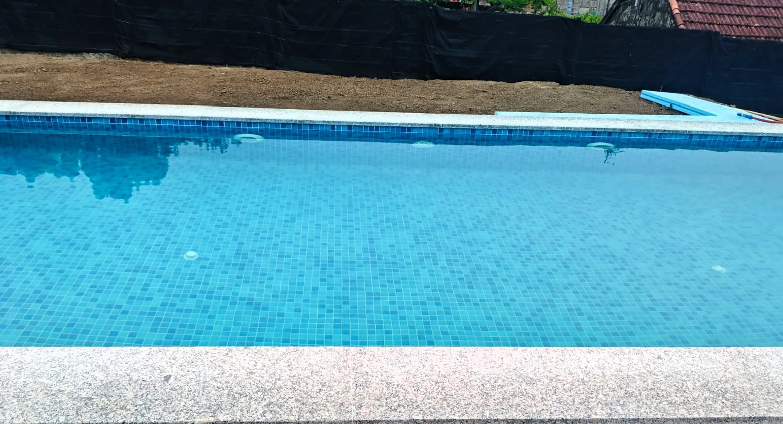Piscina en Baión
